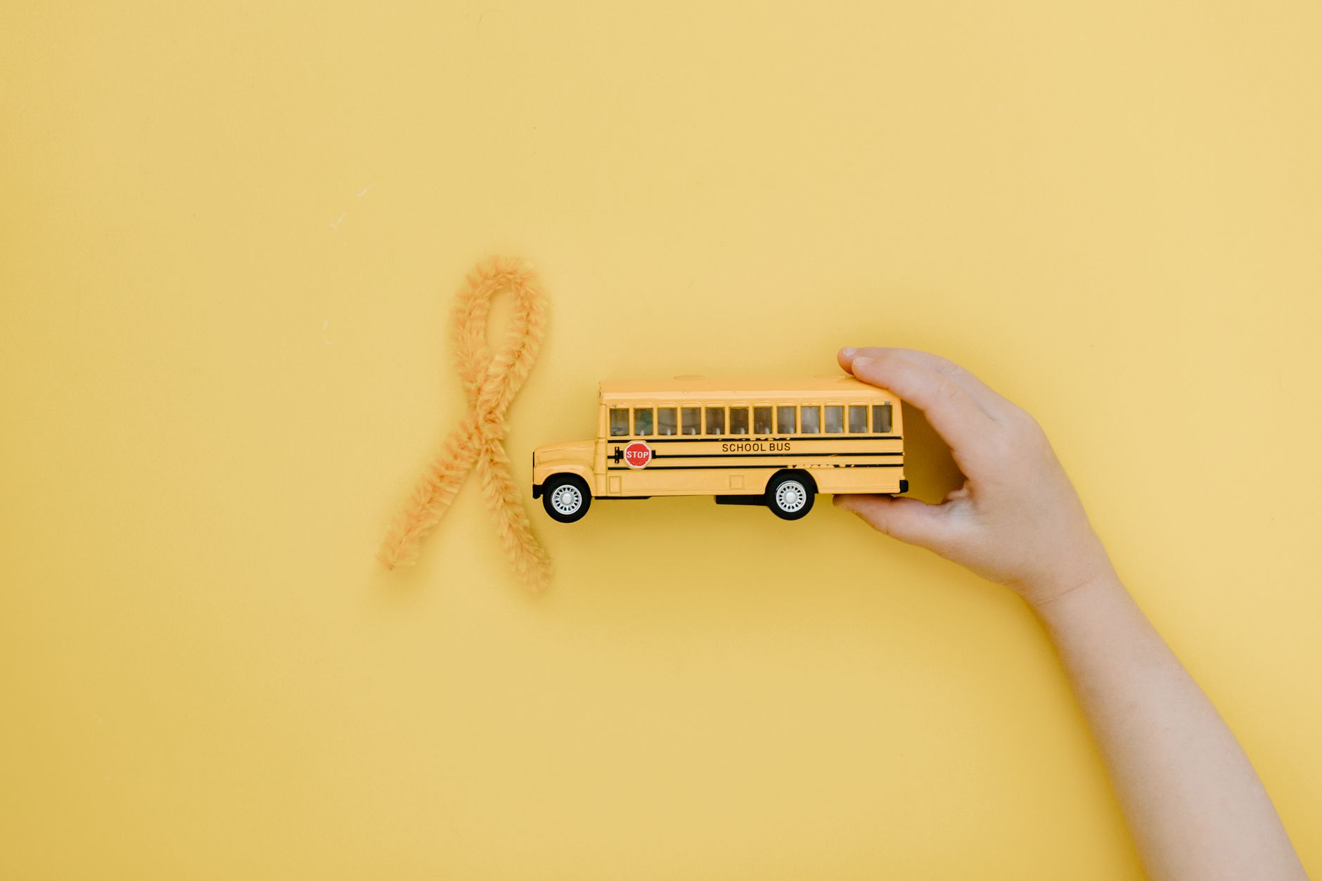 Yellow American school bus